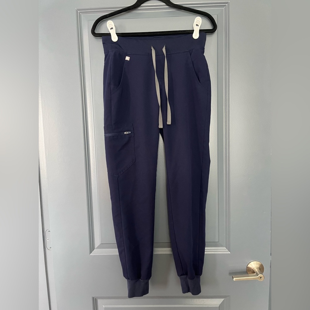 Figs Zamara Jogger Scrub Pants